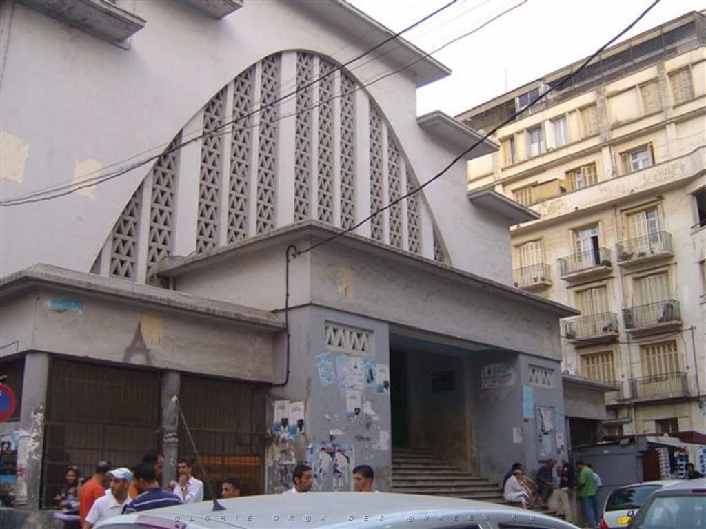 ORAN AOUT 2007 marche michelet.JPG